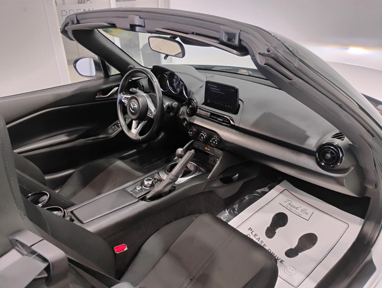 Mazda MX-5 Miata Sport 6AT 2021