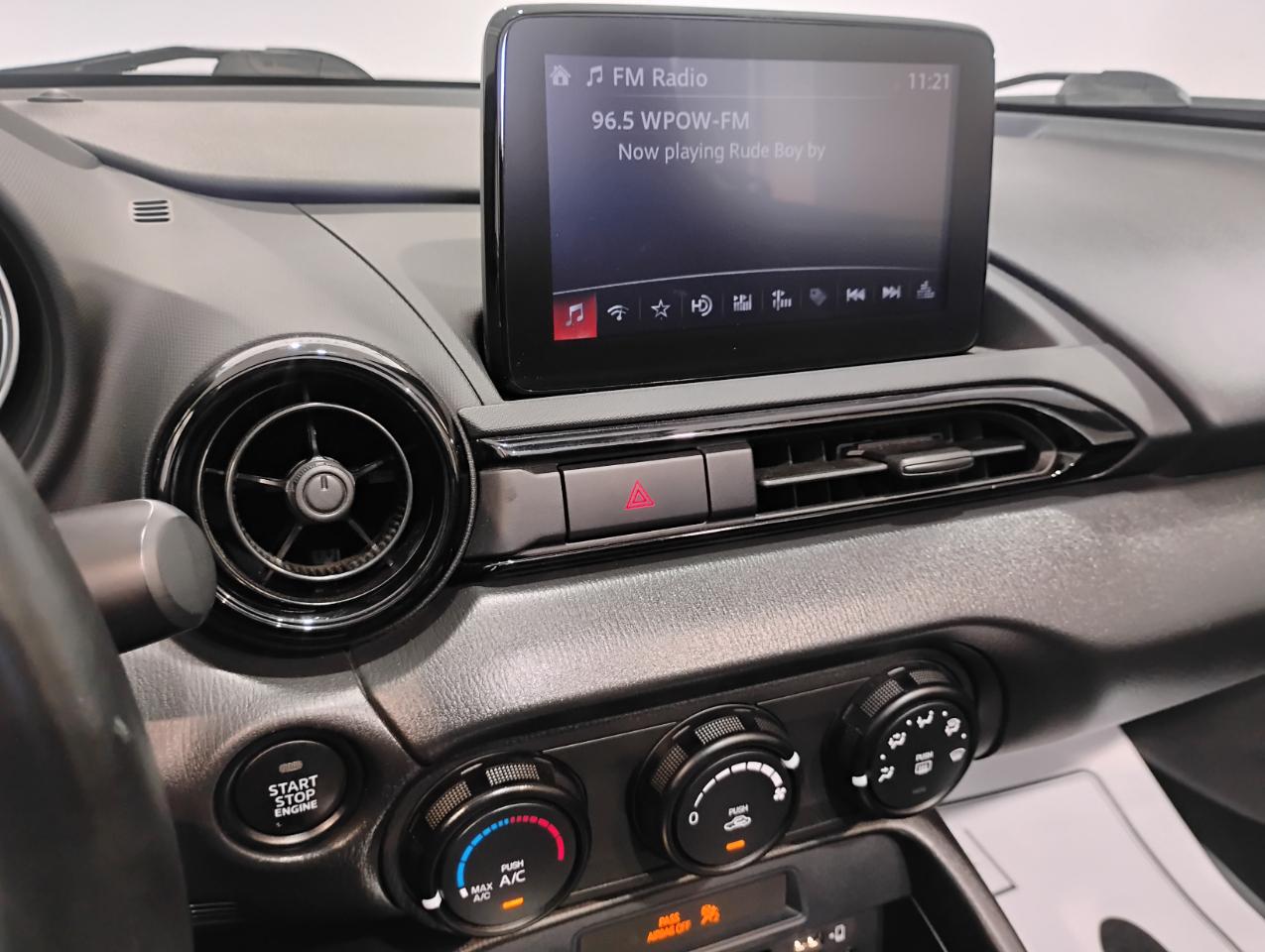Mazda MX-5 Miata Sport 6AT 2021