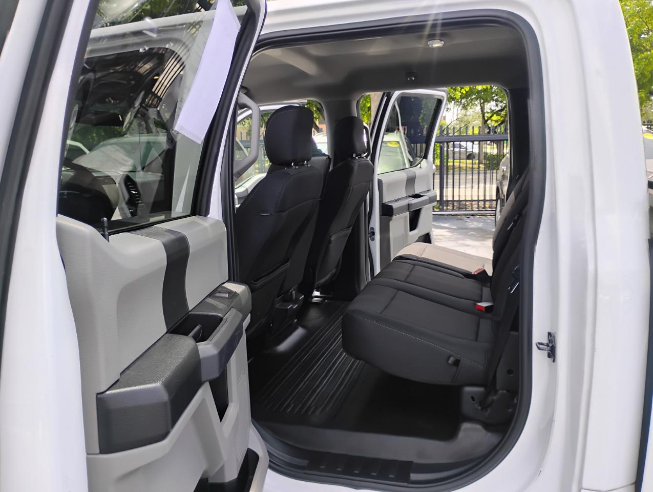 Ford F-150 King-Ranch SuperCrew 5.5-ft. 2WD 2020