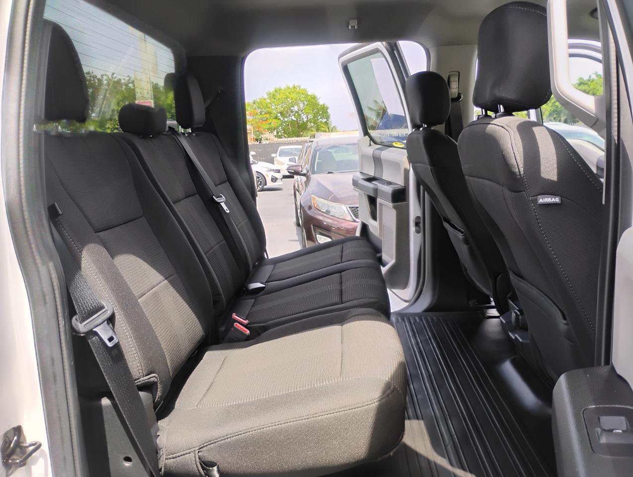Ford F-150 King-Ranch SuperCrew 5.5-ft. 2WD 2020
