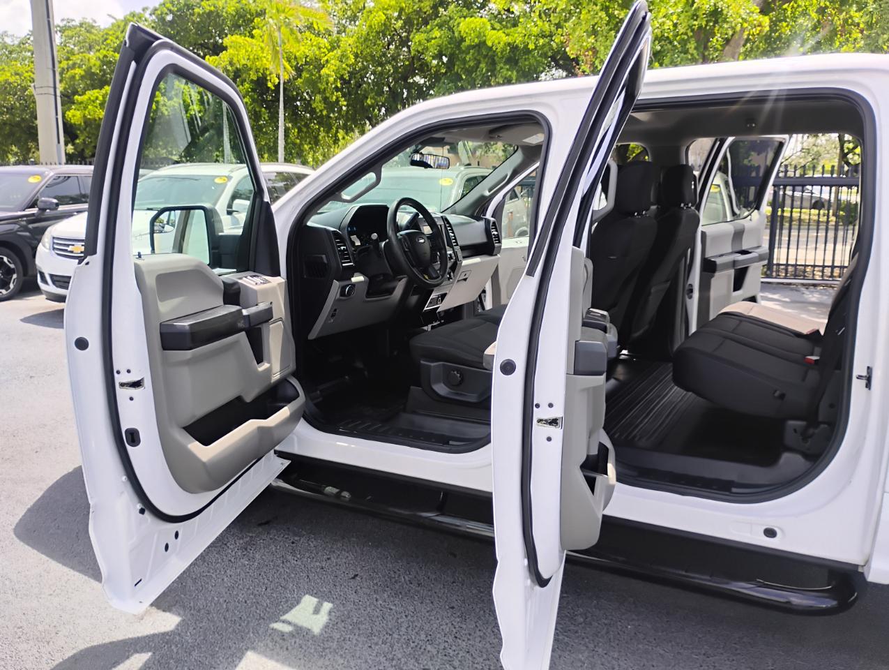 Ford F-150 King-Ranch SuperCrew 5.5-ft. 2WD 2020