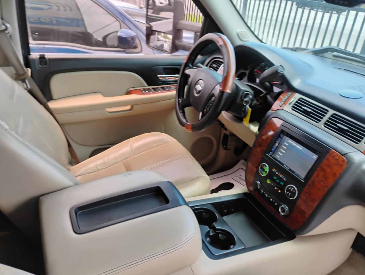 Chevrolet Silverado 1500 LTZ Crew Cab 4WD 2008