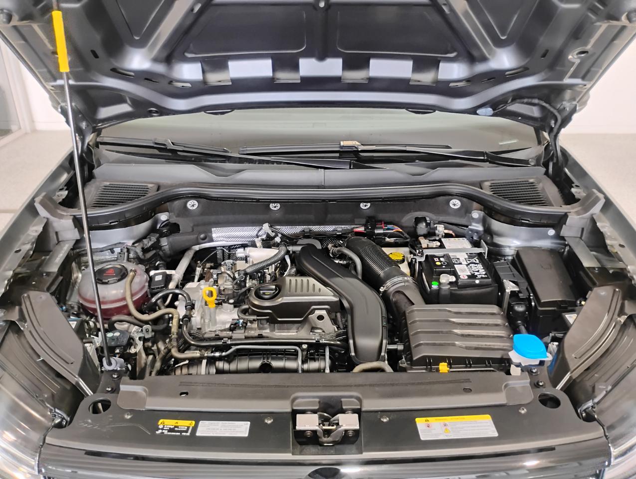 Volkswagen Taos S 4MOTION 2025