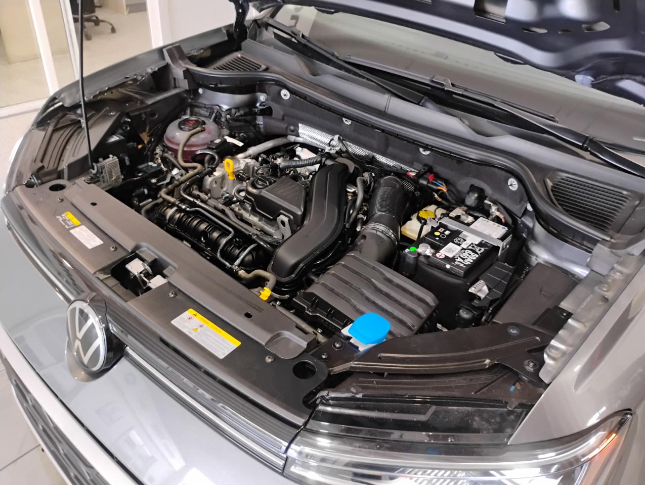 Volkswagen Taos S 4MOTION 2025