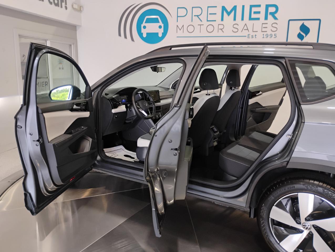 Volkswagen Taos S 4MOTION 2025