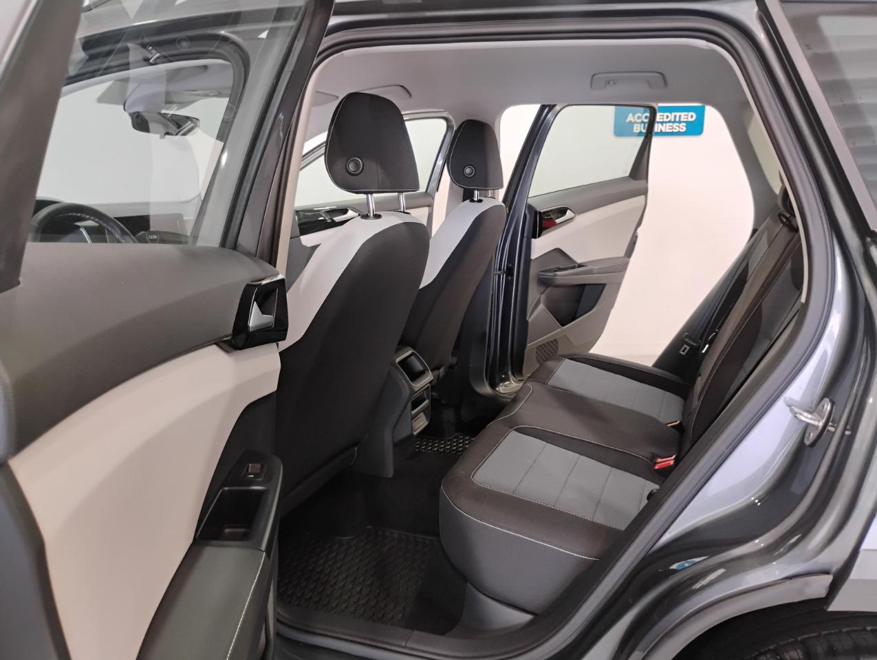 Volkswagen Taos S 4MOTION 2025
