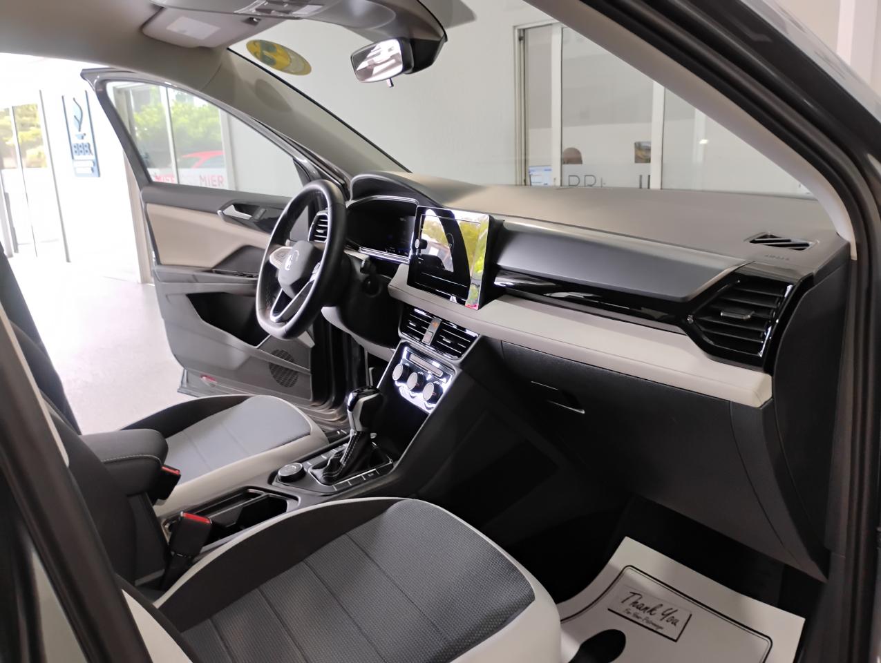 Volkswagen Taos S 4MOTION 2025