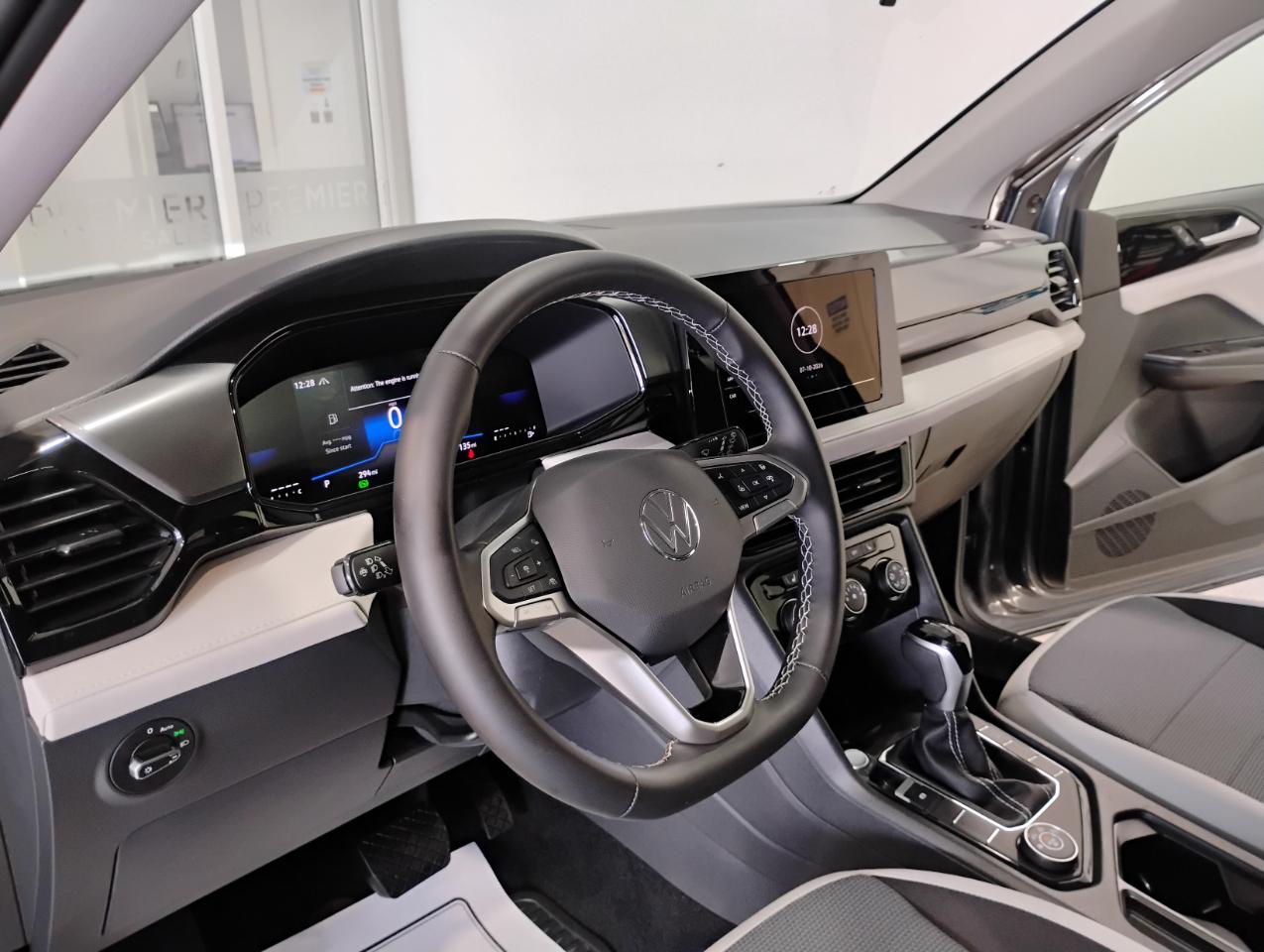 Volkswagen Taos S 4MOTION 2025