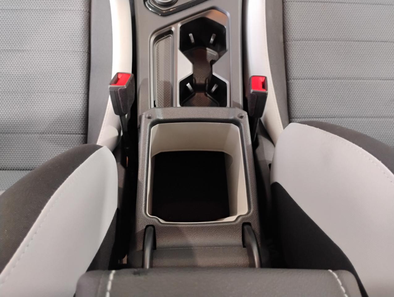 Volkswagen Taos S 4MOTION 2025