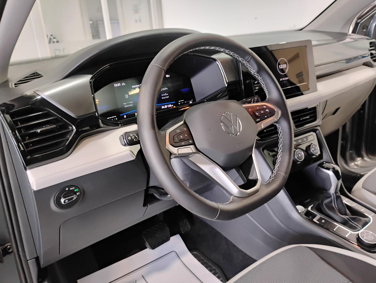 Volkswagen Taos S 4MOTION 2025
