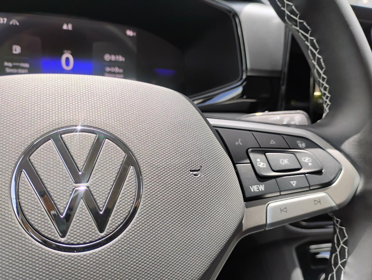 Volkswagen Taos S 4MOTION 2025