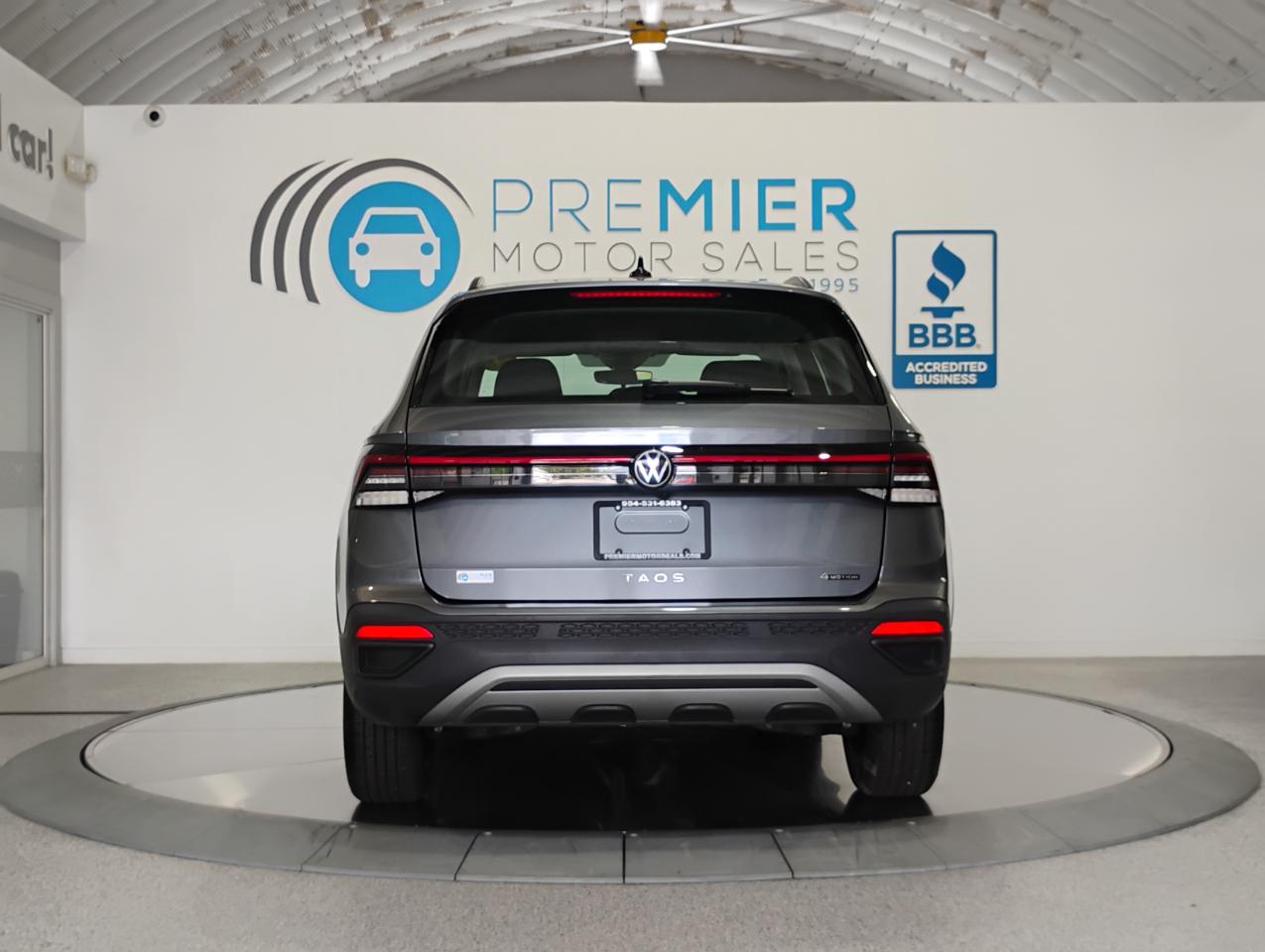 Volkswagen Taos S 4MOTION 2025