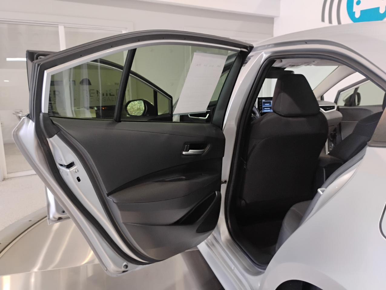 Toyota Corolla LE 2020