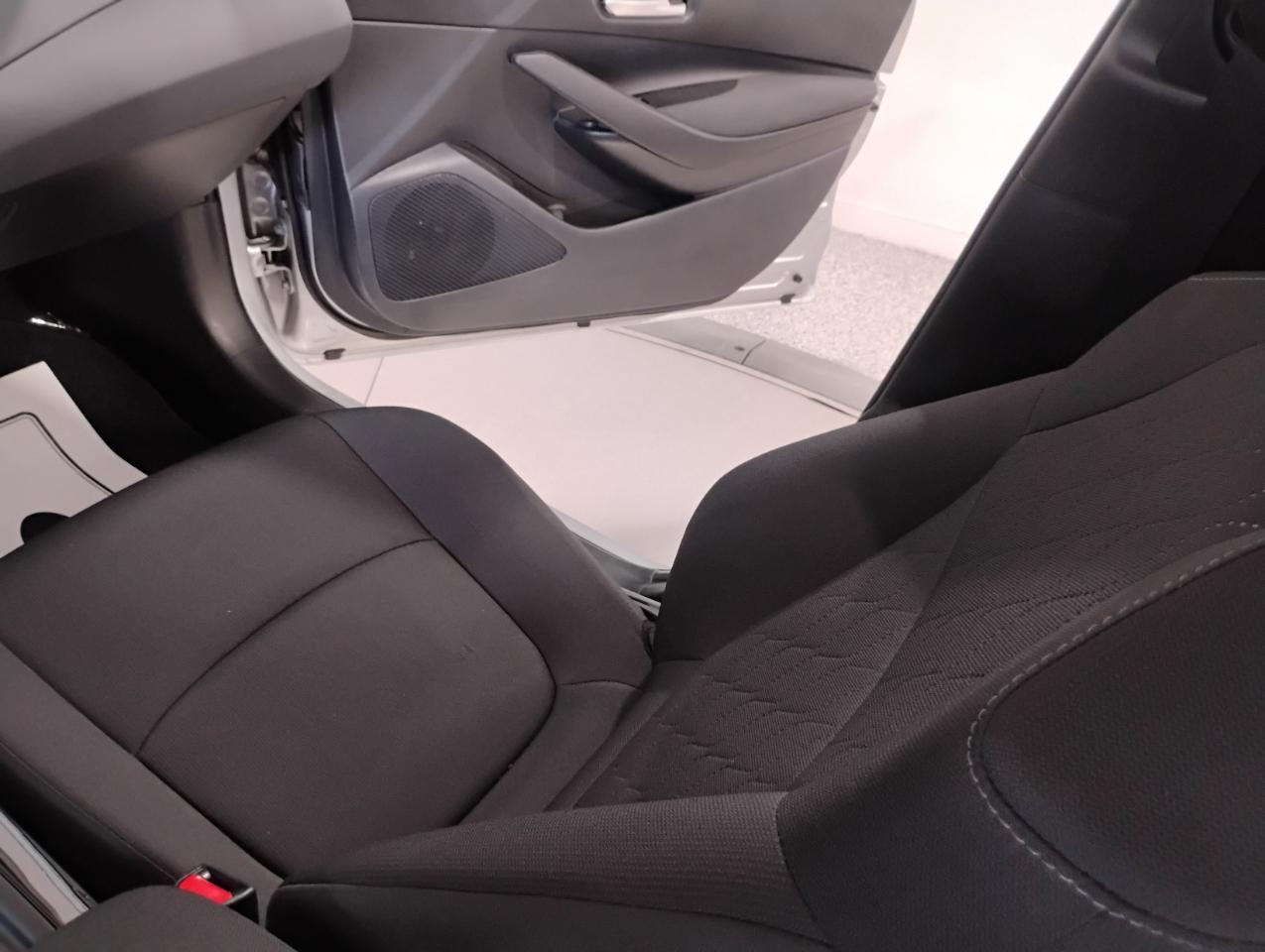 Toyota Corolla LE 2020