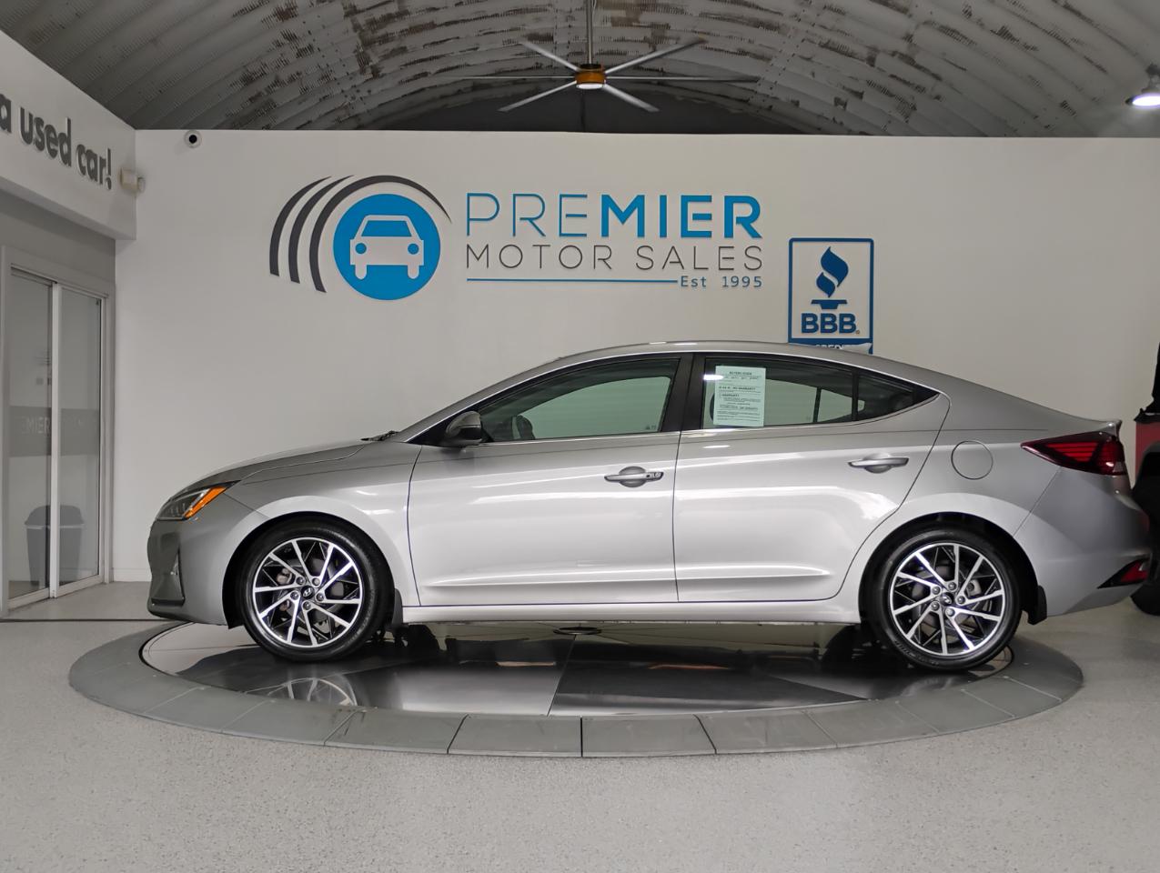 Hyundai Elantra Limited 2020