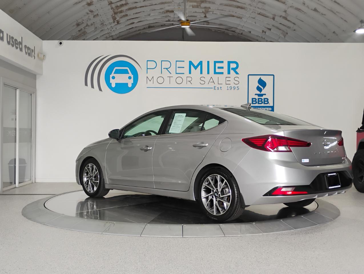 Hyundai Elantra Limited 2020