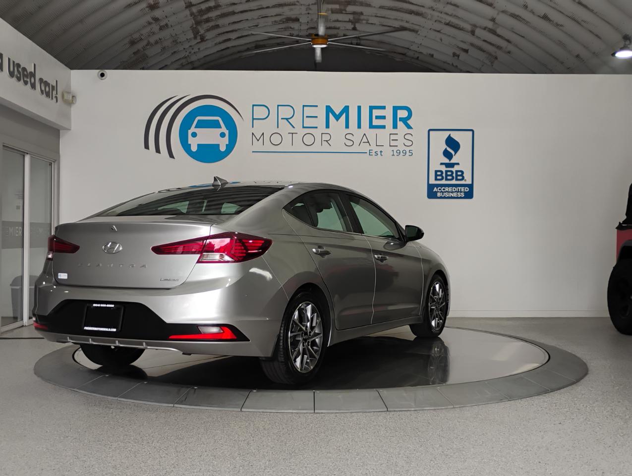 Hyundai Elantra Limited 2020