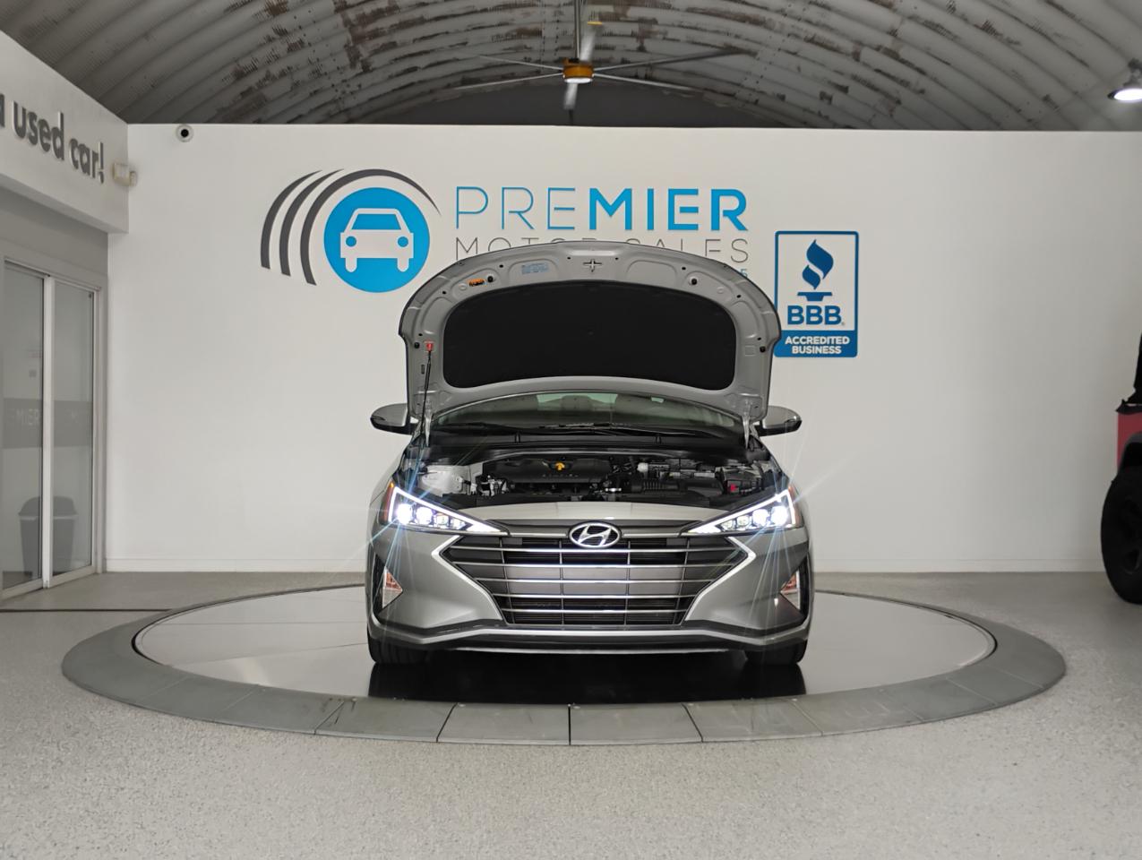 Hyundai Elantra Limited 2020