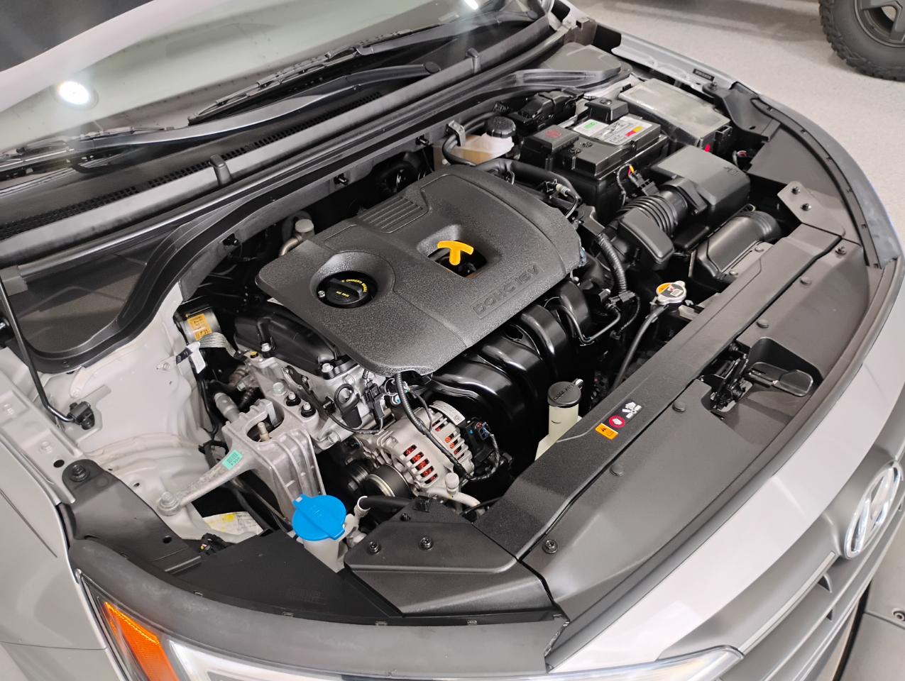 Hyundai Elantra Limited 2020