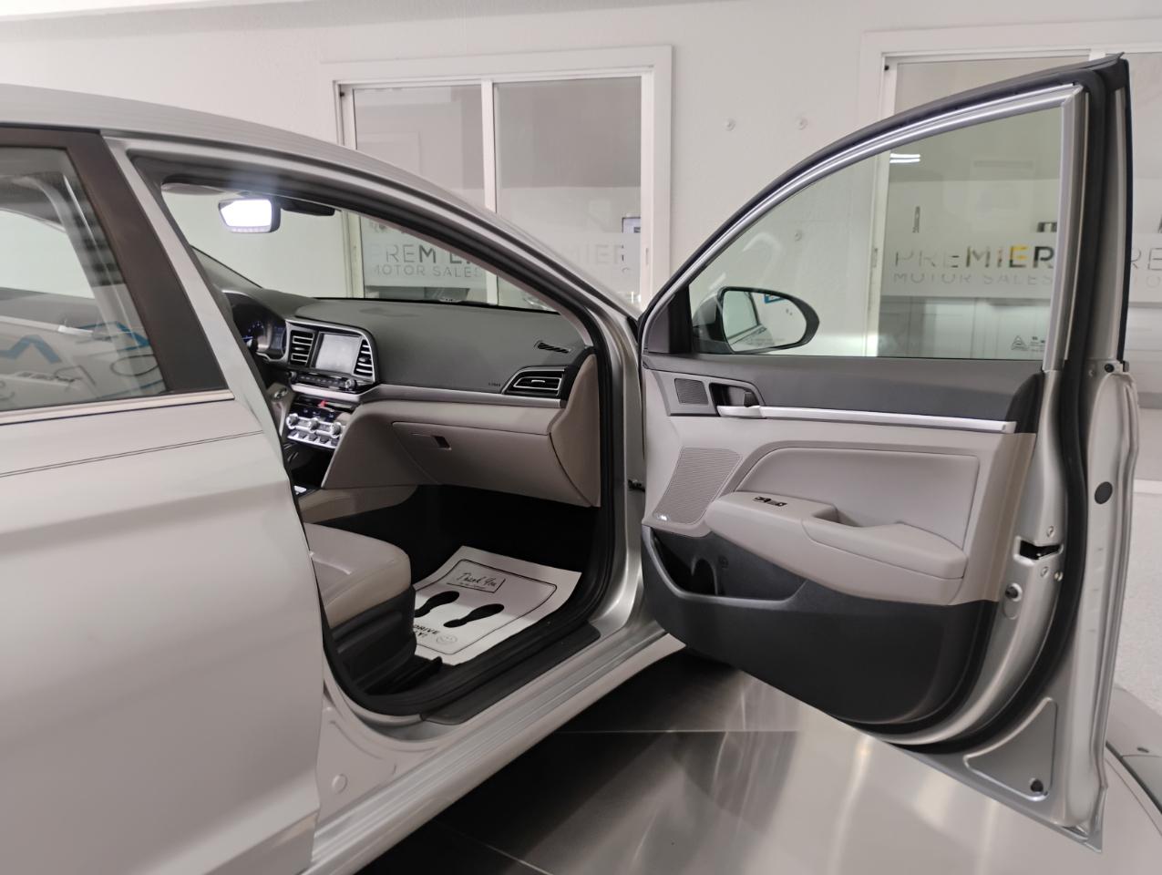 Hyundai Elantra Limited 2020