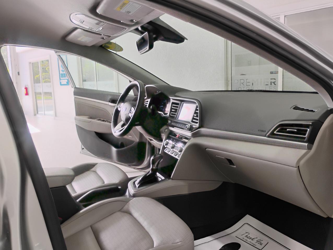 Hyundai Elantra Limited 2020