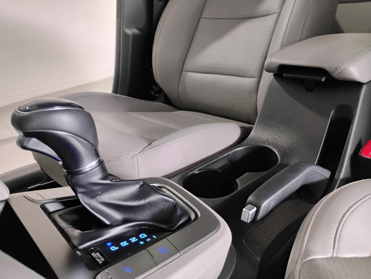 Hyundai Elantra Limited 2020