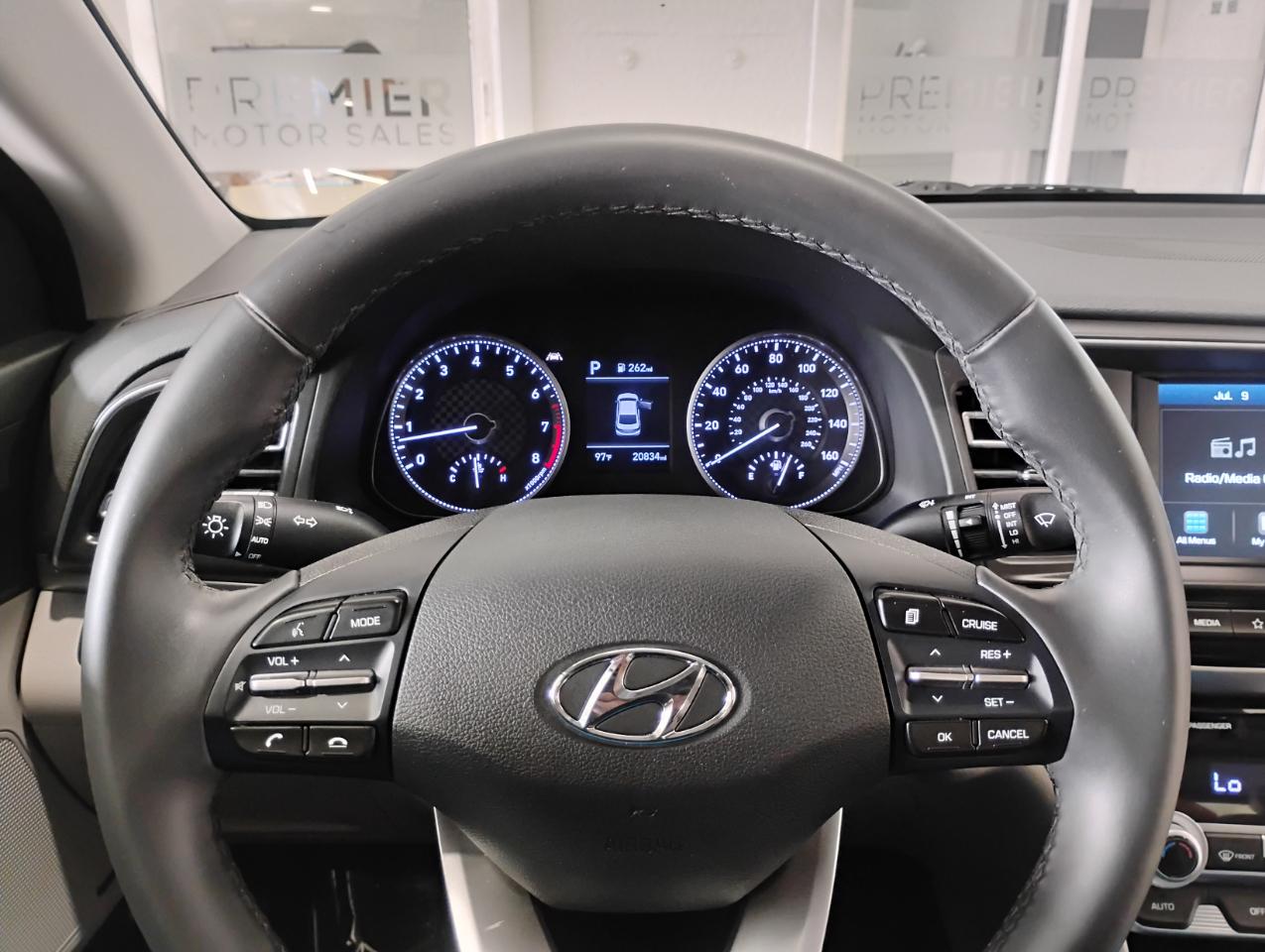 Hyundai Elantra Limited 2020