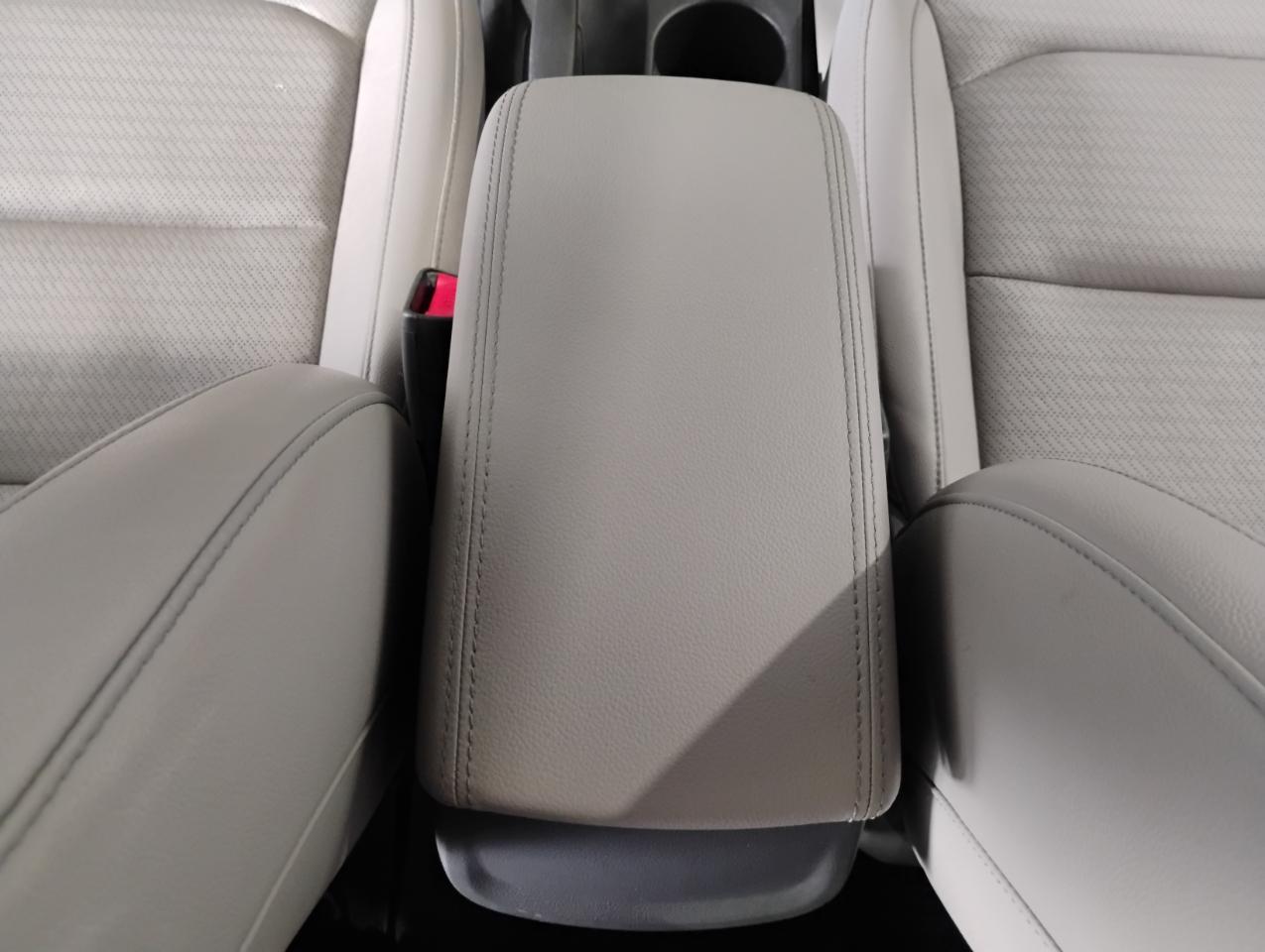 Hyundai Elantra Limited 2020