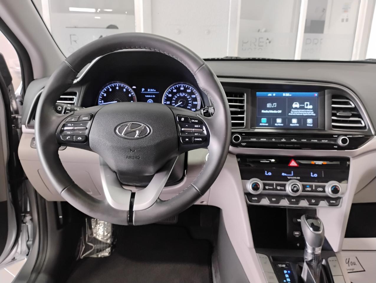 Hyundai Elantra Limited 2020