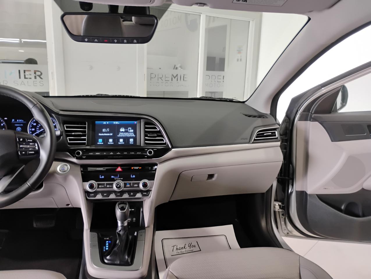 Hyundai Elantra Limited 2020