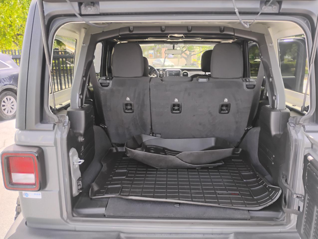 Jeep Wrangler Unlimited Sport S 2020