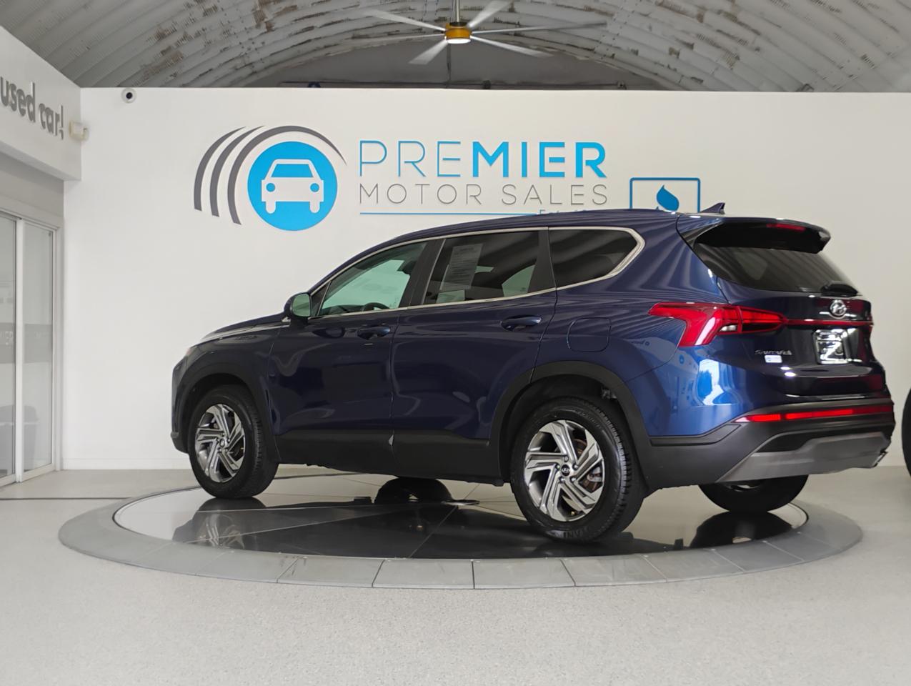 Hyundai Santa Fe SE 2021