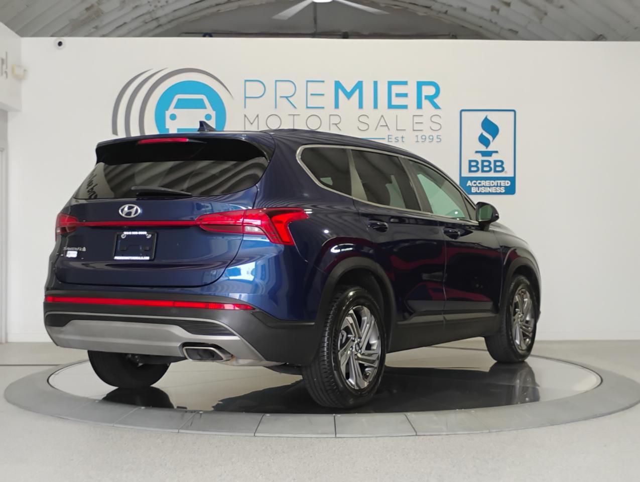 Hyundai Santa Fe SE 2021