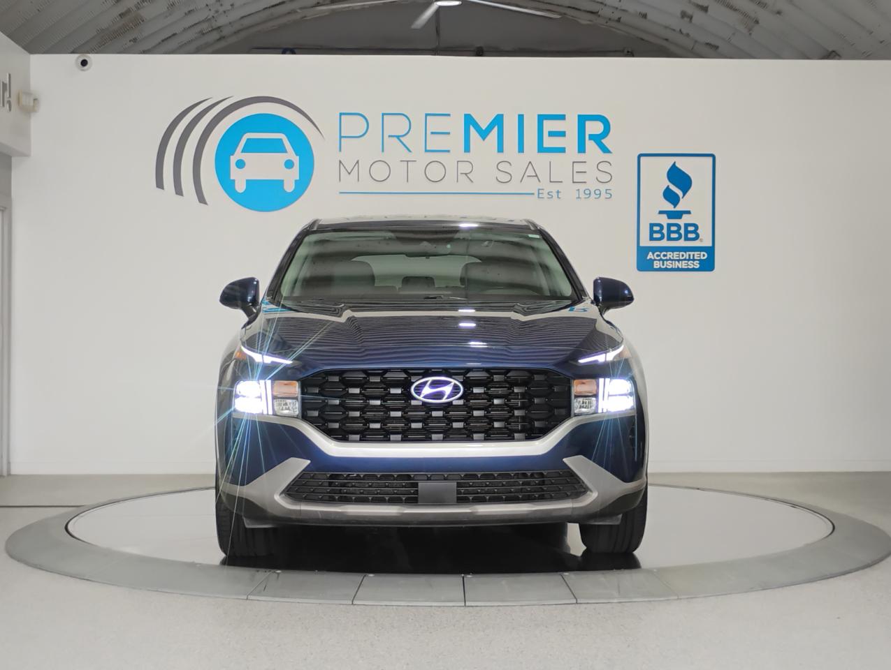Hyundai Santa Fe SE 2021
