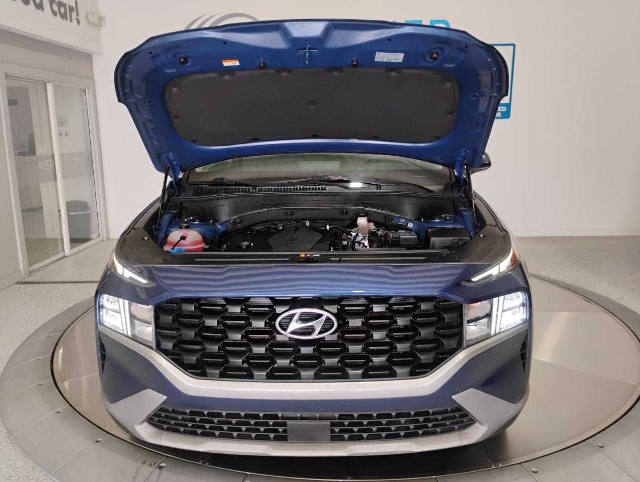 Hyundai Santa Fe SE 2021