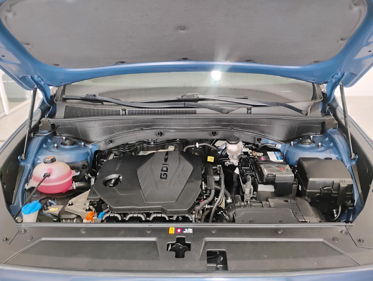 Hyundai Santa Fe SE 2021