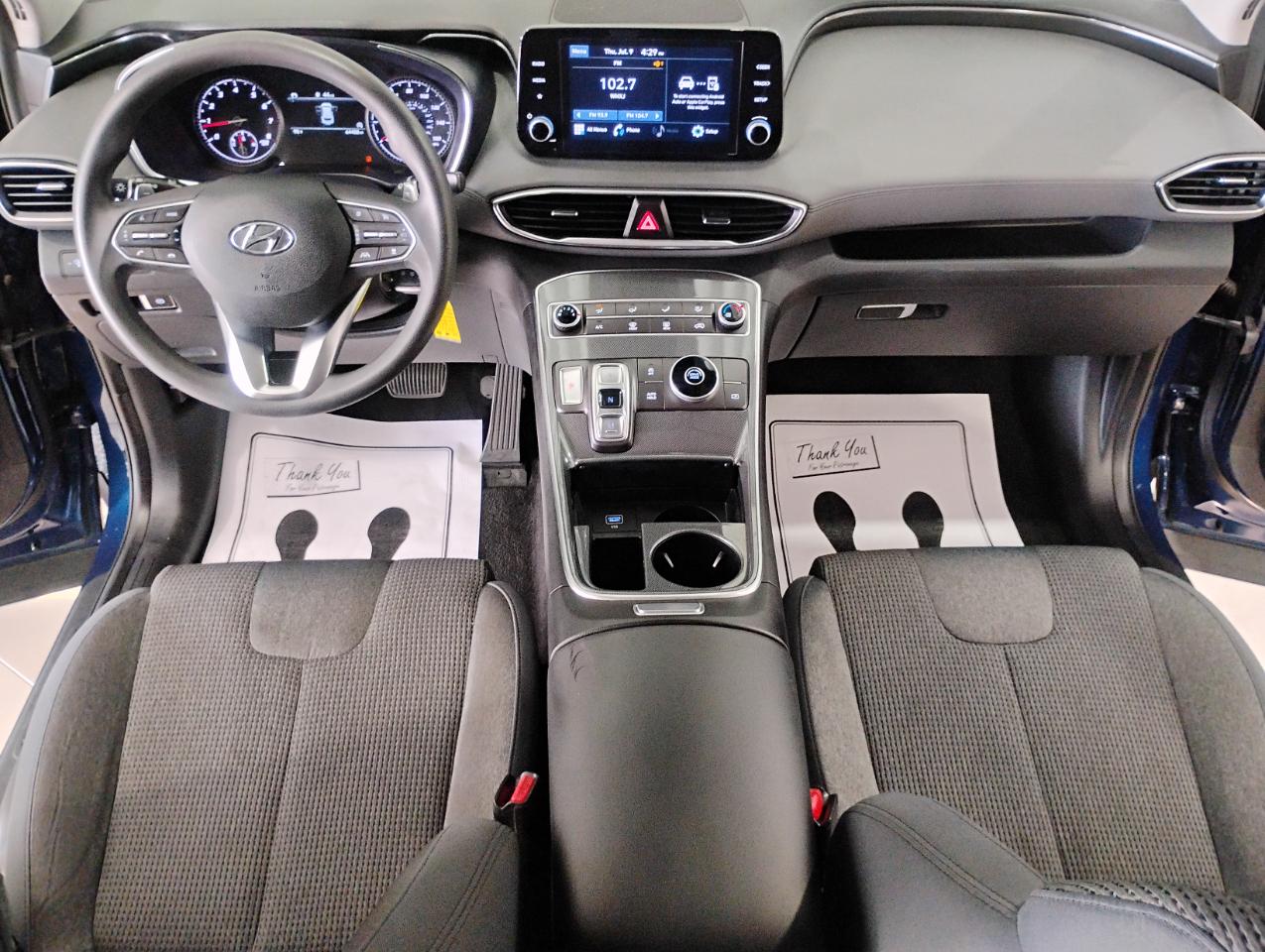 Hyundai Santa Fe SE 2021