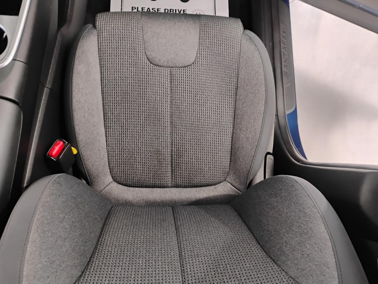 Hyundai Santa Fe SE 2021