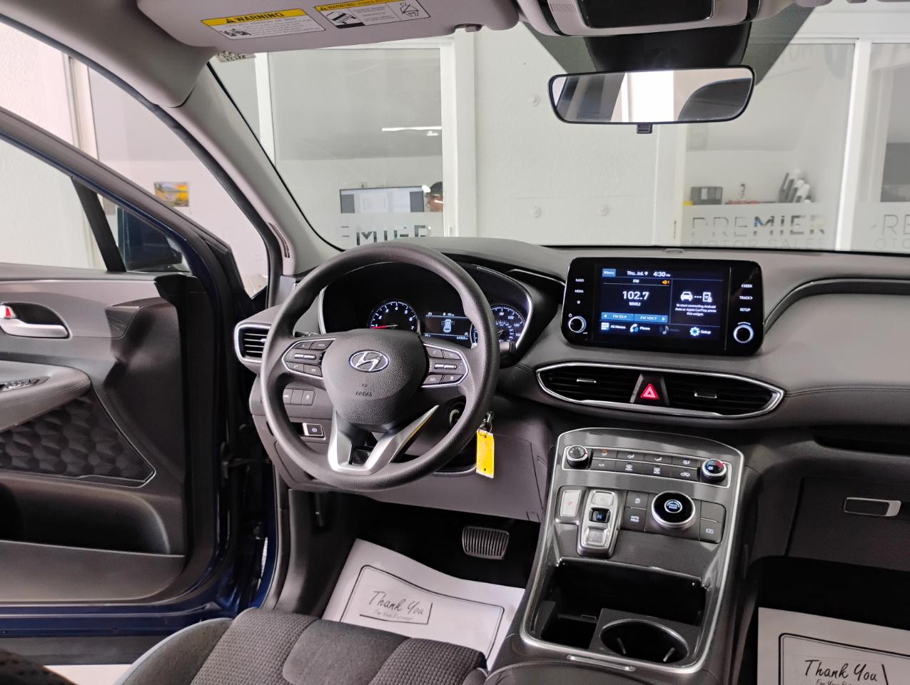 Hyundai Santa Fe SE 2021