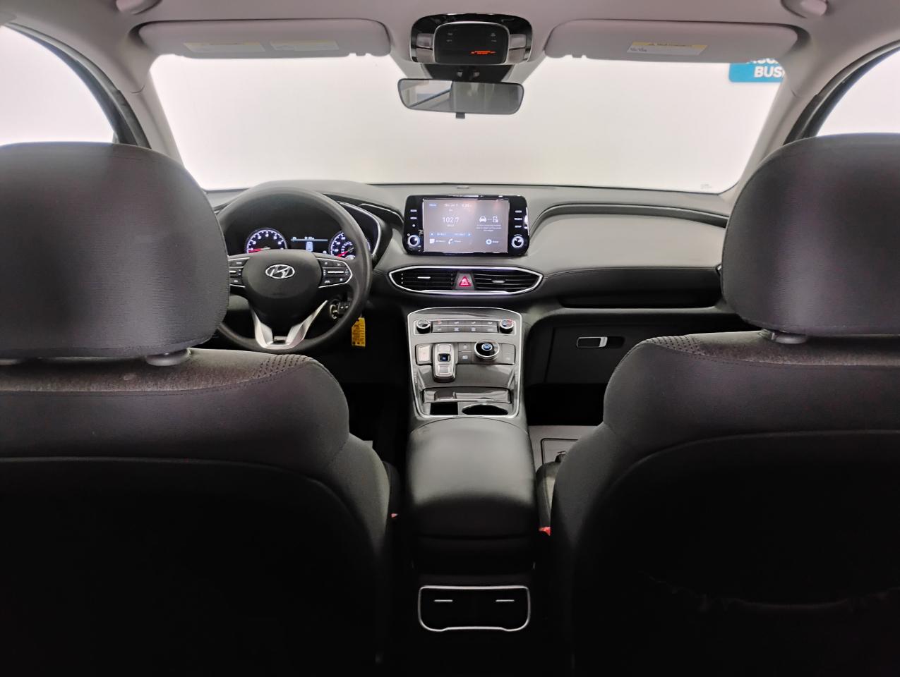 Hyundai Santa Fe SE 2021