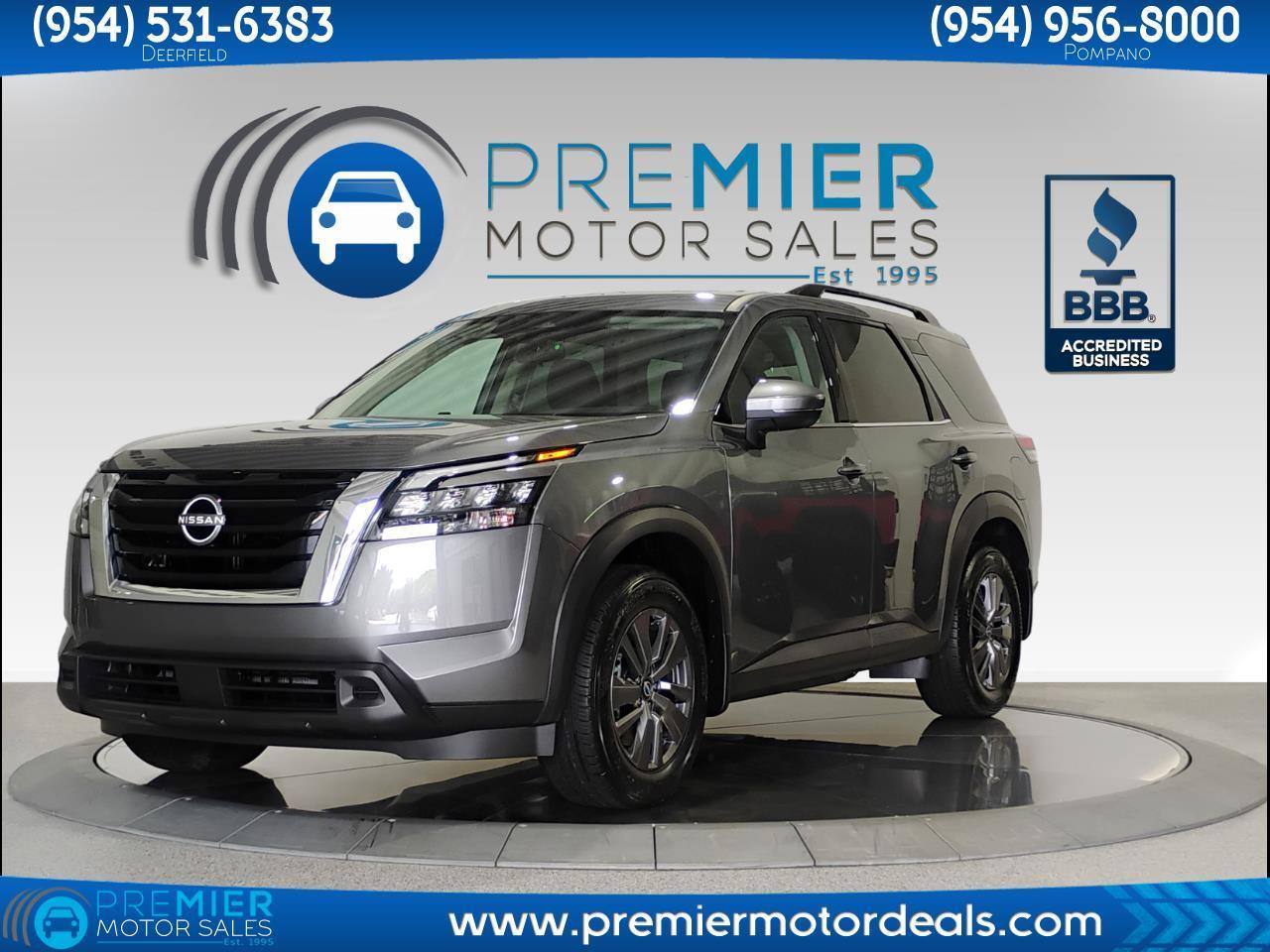 2025 Nissan Pathfinder SV