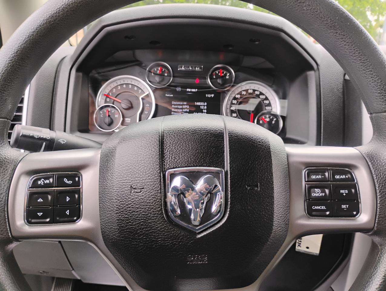 RAM 1500 Classic Tradesman Crew Cab SWB 2WD 2022