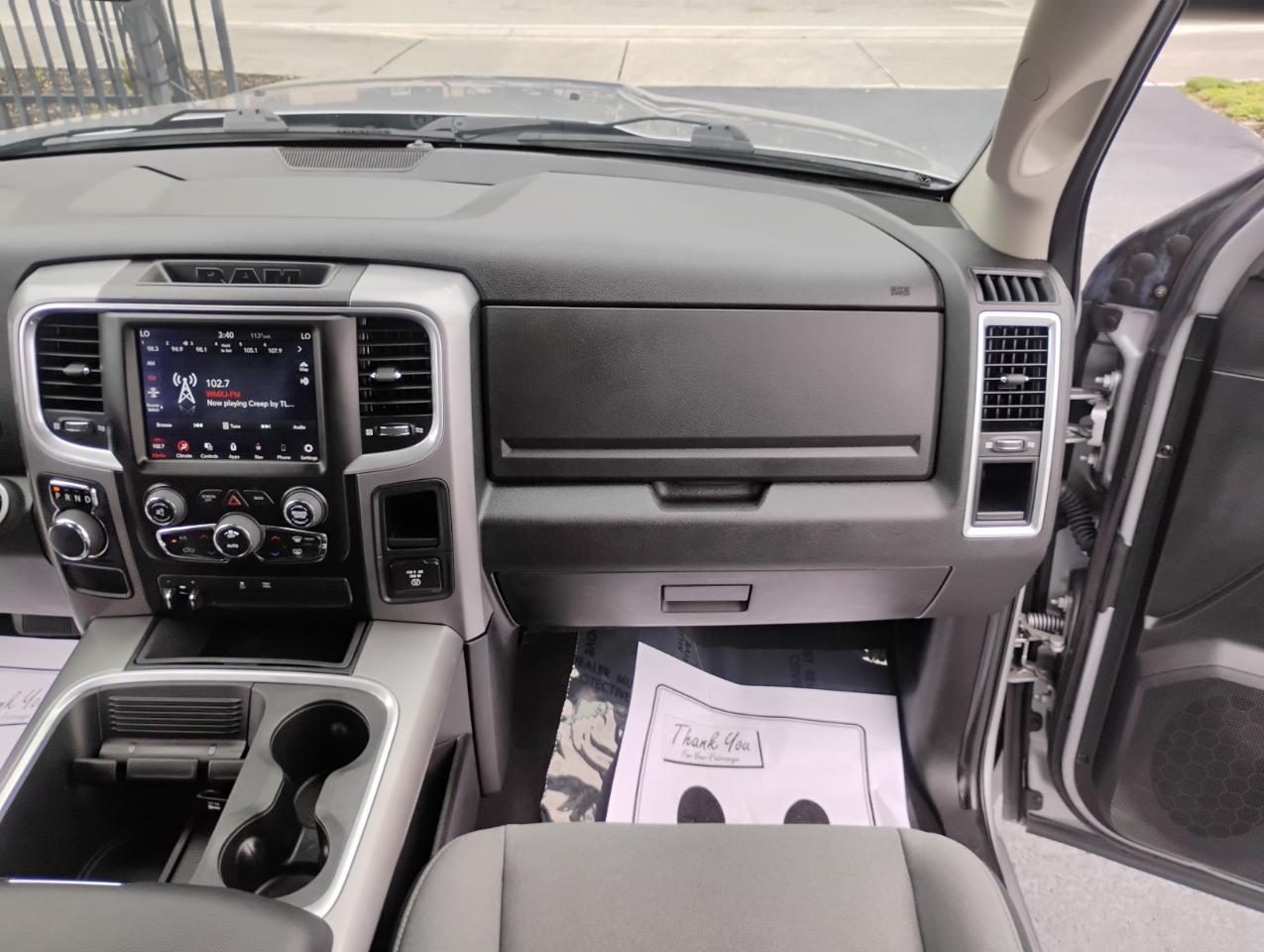 RAM 1500 Classic Tradesman Crew Cab SWB 2WD 2022