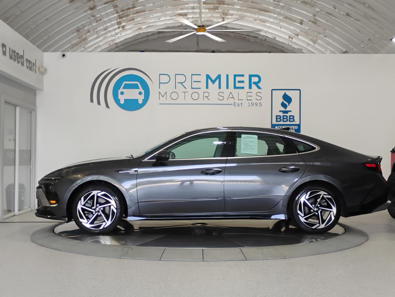 Hyundai Sonata SEL 2024