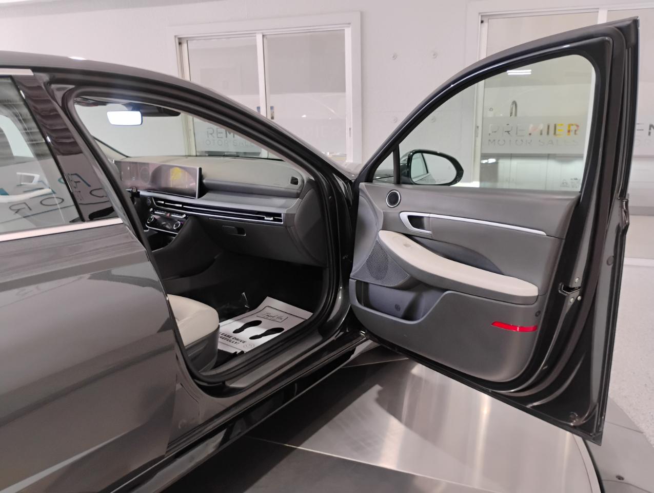 Hyundai Sonata SEL 2024
