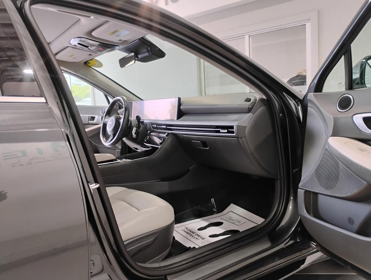 Hyundai Sonata SEL 2024