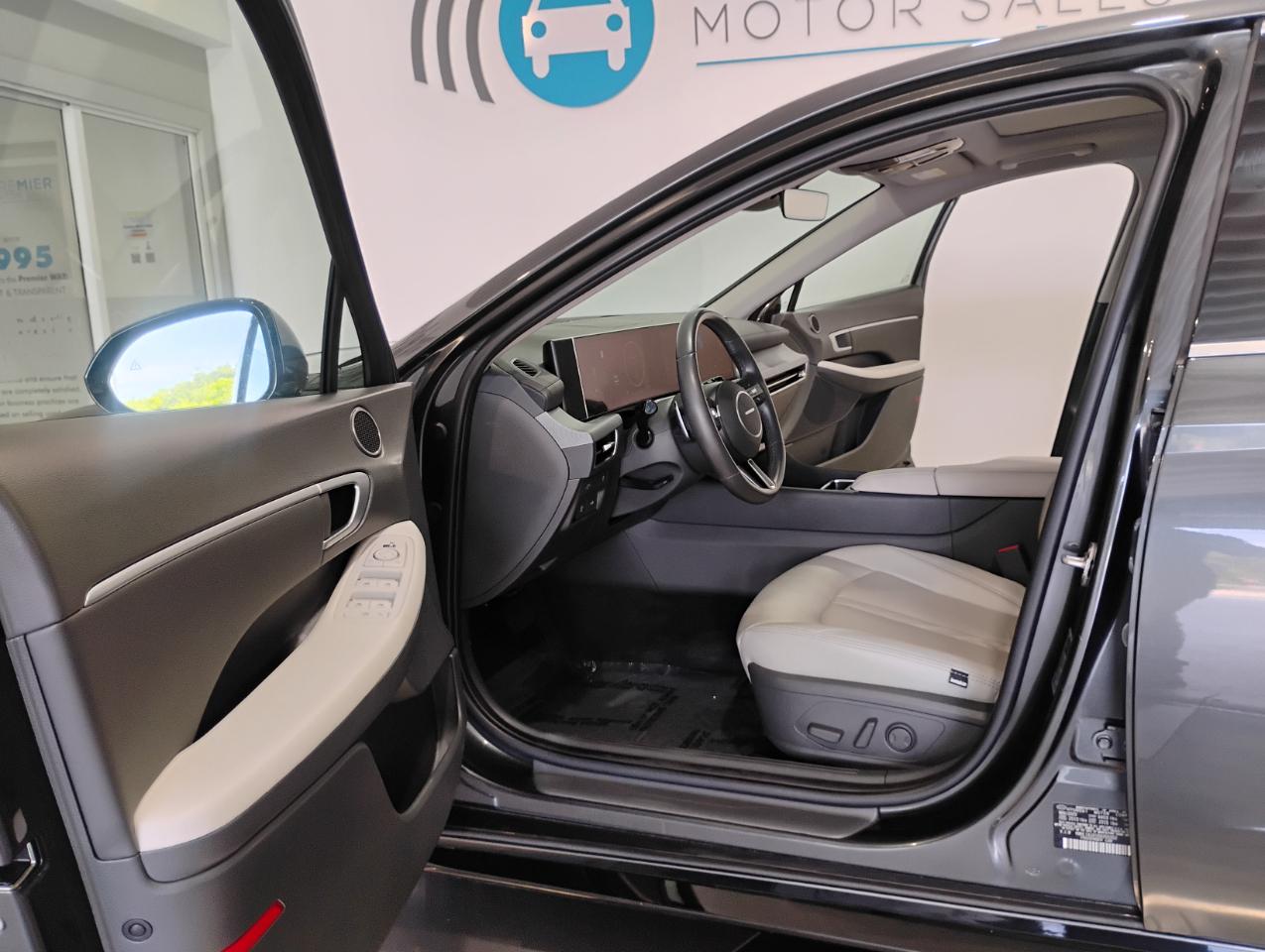 Hyundai Sonata SEL 2024