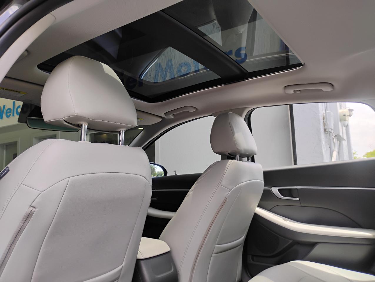 Hyundai Sonata SEL 2024