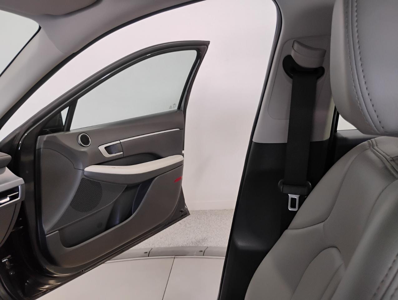 Hyundai Sonata SEL 2024