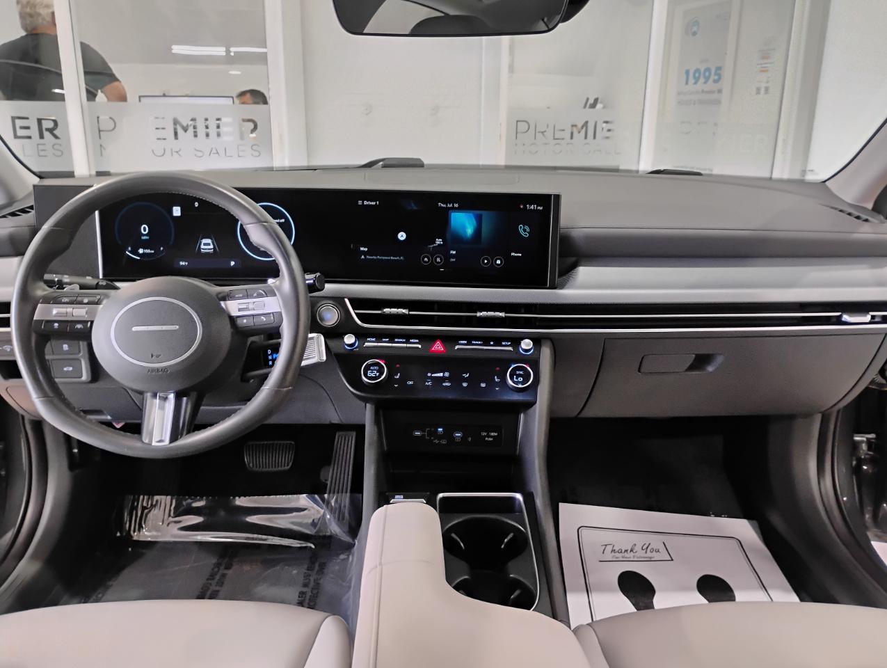 Hyundai Sonata SEL 2024